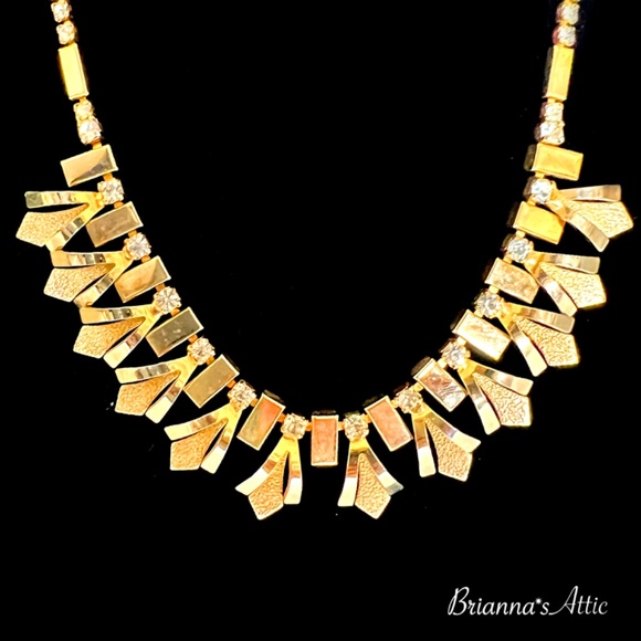 Vintage gold plated necklace with earrings, preowned, crystal embedded - Picture 5 of 10